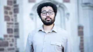 Zachariah Ezer Headshot