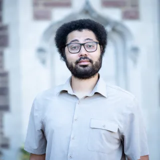 Zachariah Ezer Headshot